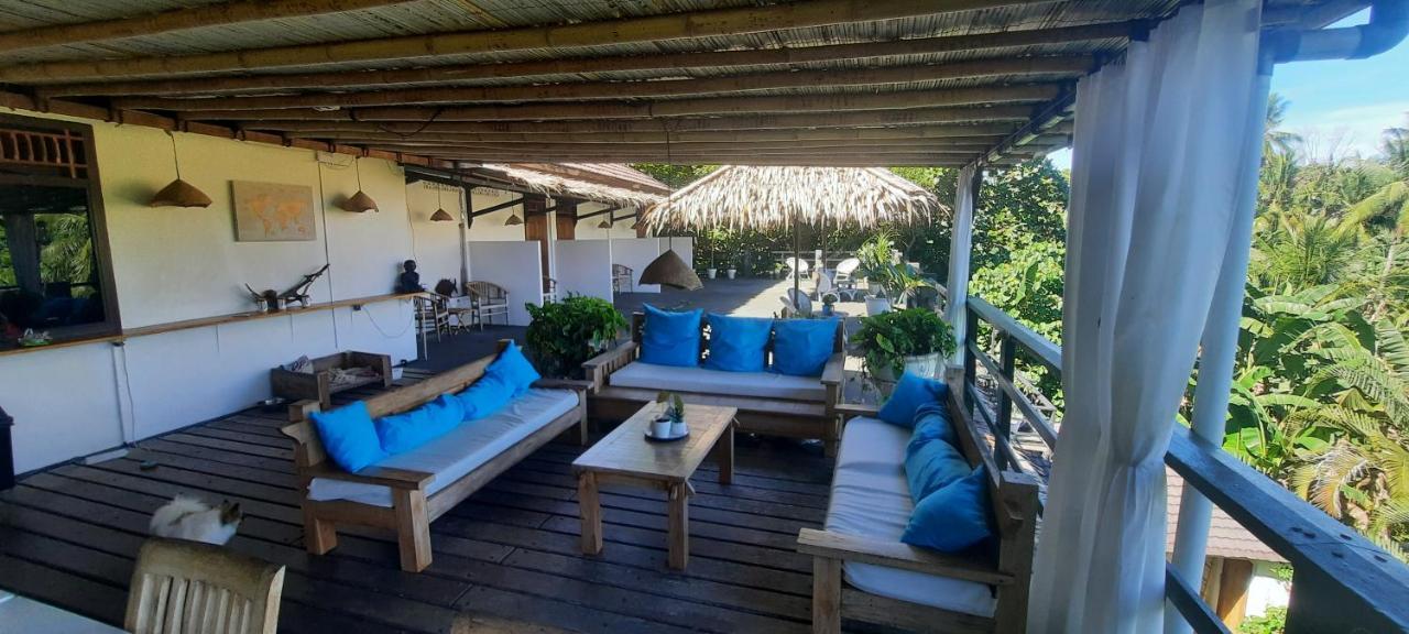 Guesthouse The 4 Fish Манадо Экстерьер фото